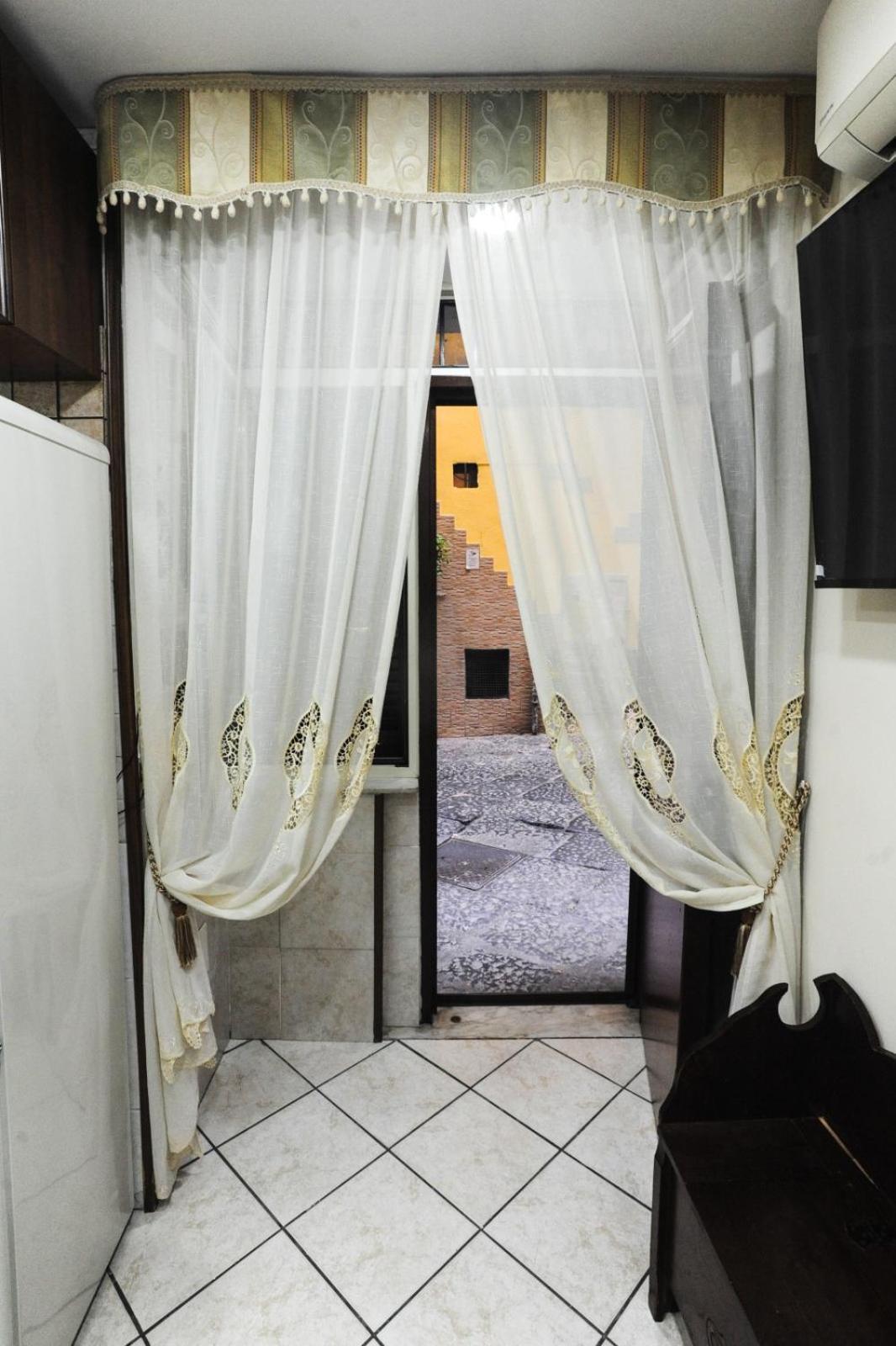 Apartamento La Casa Di Nancy Next Plebiscito Nápoles Exterior foto
